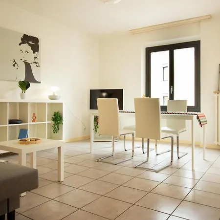 Esclusivo - Piazza Grande Apartment *